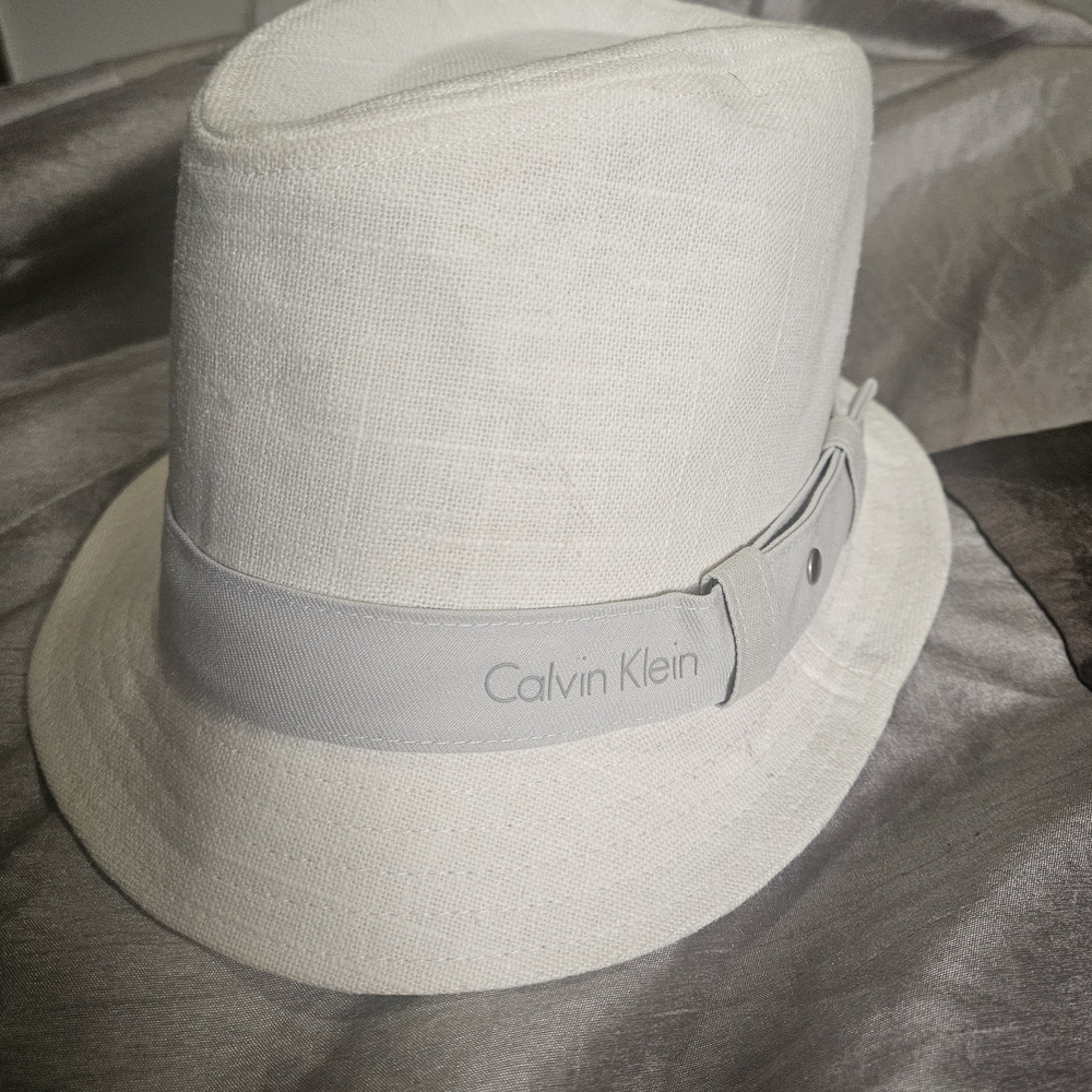 Calvin Klein White Hat